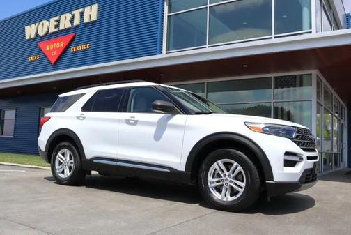 Oxford White 2020 Ford Explorer XLT