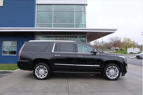 2020 Cadillac Escalade ESV Platinum