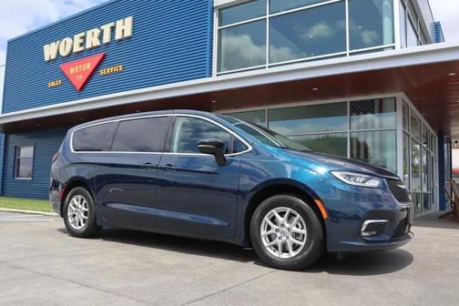Fathom Blue Pearlcoat 2024 Chrysler Pacifica Touring L
