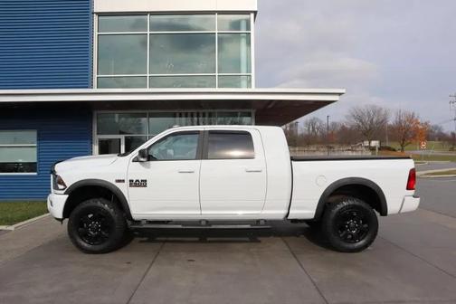 2017 RAM 2500 Big Horn Mega Cab 4x4 6'4' Box