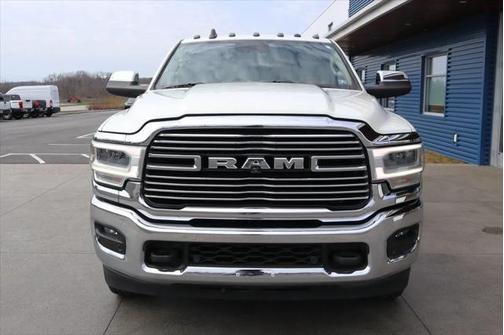 2021 RAM 3500 Laramie Crew Cab 4x4 8' Box