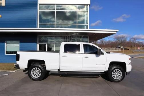 2018 Chevrolet Silverado 1500 2LT