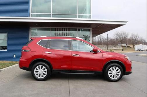 2017 Nissan Rogue S