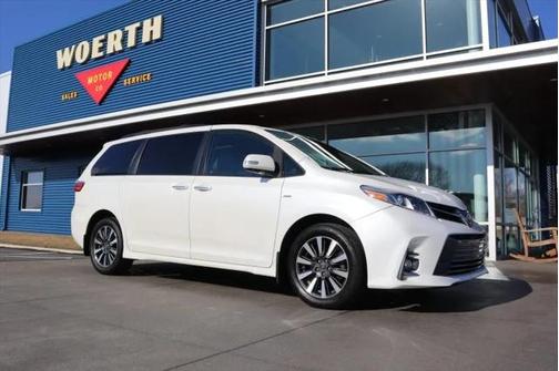 2019 Toyota Sienna Limited Premium