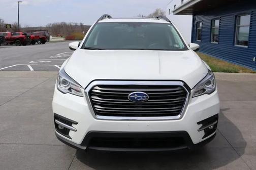 Crystal White Pearl 2021 Subaru Ascent Limited 8-Passenger