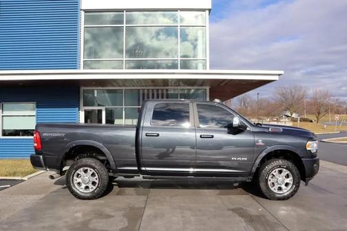 2022 RAM 2500 Laramie Crew Cab 4x4 6'4' Box