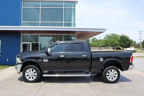 Brilliant Black Crystal Pearlcoat 2017 RAM 2500 Longhorn
