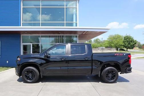 Black 2019 Chevrolet Silverado 1500 RST
