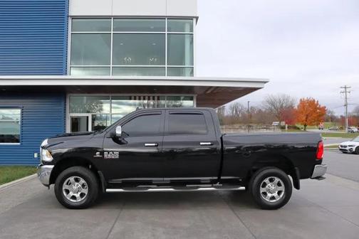 2018 RAM 2500 Big Horn Crew Cab 4x4 6'4' Box