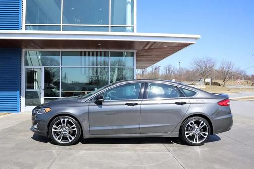 2020 Ford Fusion Titanium