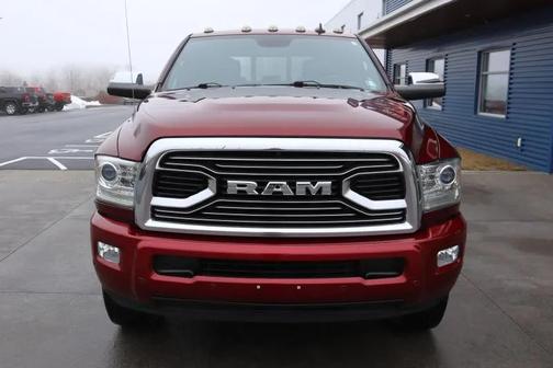 2017 RAM 2500 Limited Crew Cab 4x4 6'4' Box
