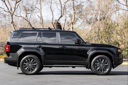 2024 Toyota Land Cruiser Base