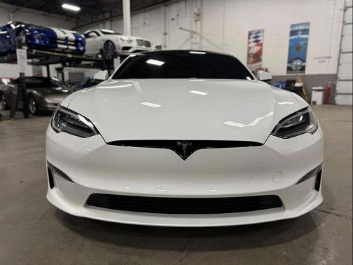2021 Tesla Model S Plaid