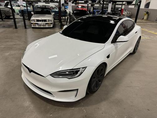 2021 Tesla Model S Plaid