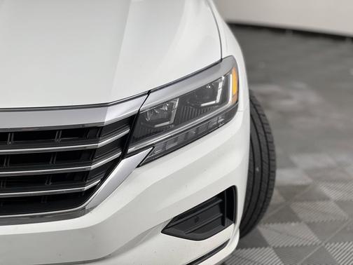 2020 Volkswagen Passat 2.0T SE