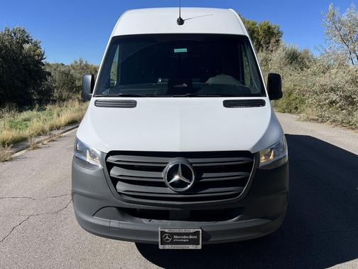 Arctic White 2025 Mercedes-Benz Sprinter 2500 Standard Roof