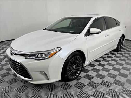 Blizzard Pearl 2016 Toyota Avalon Touring