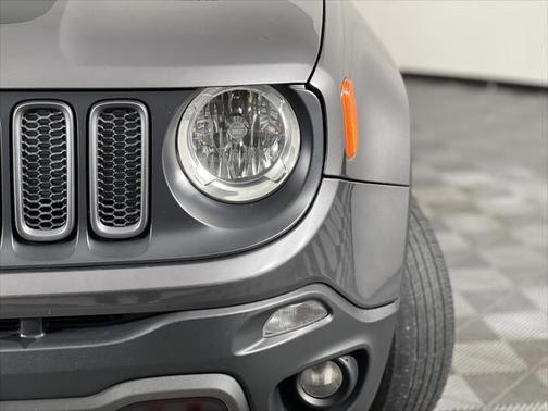2018 Jeep Renegade Trailhawk