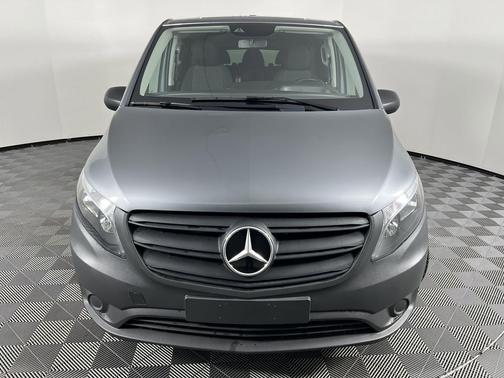 2023 Mercedes-Benz Metris Base
