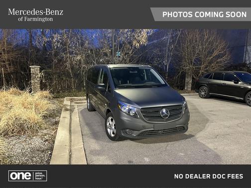 2023 Mercedes-Benz Metris Base