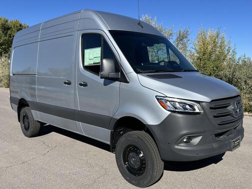 2025 Mercedes-Benz Sprinter 2500 Standard Roof