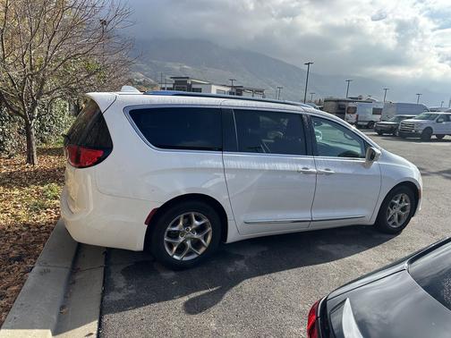 2018 Chrysler Pacifica Limited