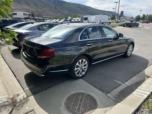 Black 2018 Mercedes-Benz E-Class 4MATIC