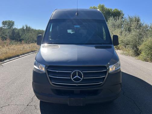 2021 Mercedes-Benz Sprinter 1500 High Roof I4