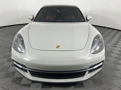 Volcano Grey Metallic 2020 Porsche Panamera 4S