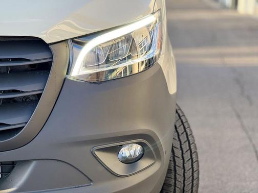 2025 Mercedes-Benz Sprinter 2500 Standard Roof