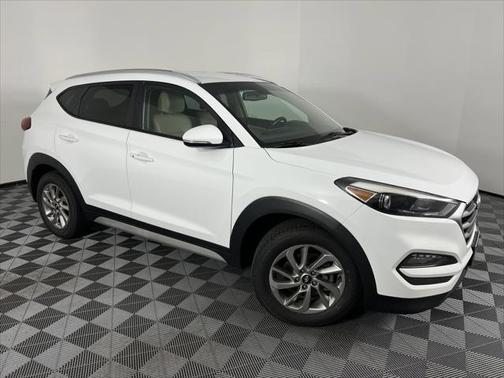 2017 Hyundai TUCSON SE Plus