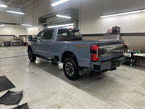 2023 Ford F-350 Platinum