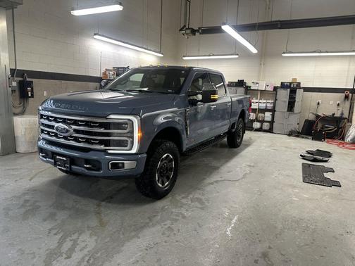 2023 Ford F-350 Platinum