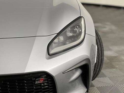 2023 Toyota GR86 Premium