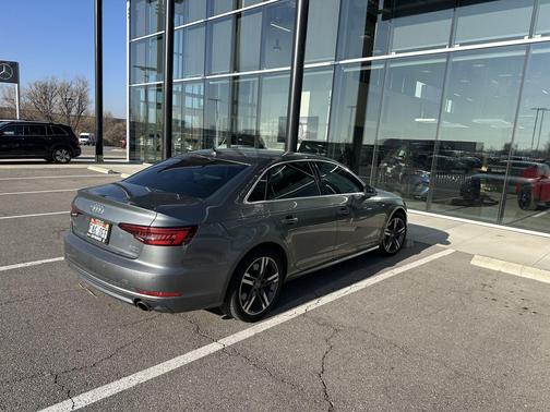 2018 Audi A4 2.0T Premium Plus