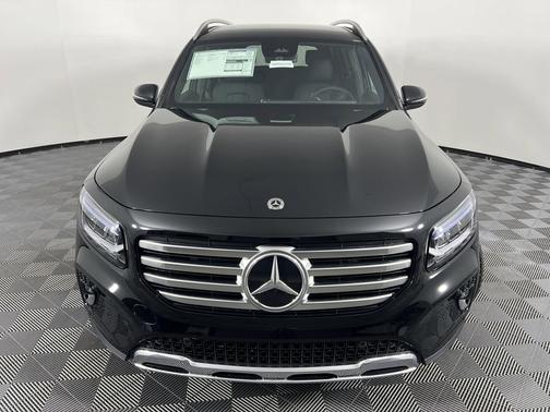 2025 Mercedes-Benz GLB 250 4MATIC
