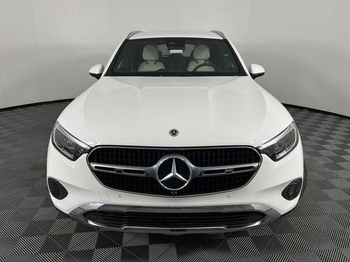 2025 Mercedes-Benz GLC 350e Base