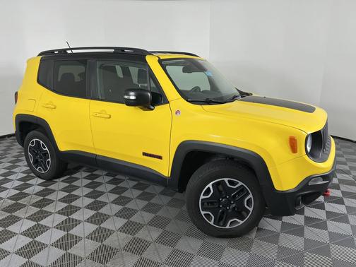 2016 Jeep Renegade Trailhawk