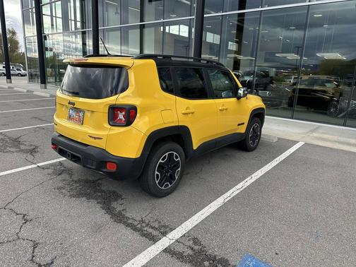 2016 Jeep Renegade Trailhawk