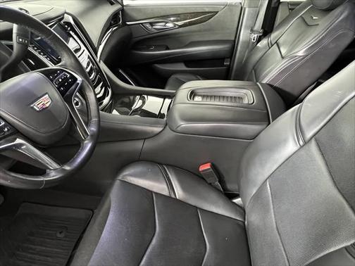 2019 Cadillac Escalade Platinum