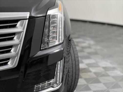 2019 Cadillac Escalade Platinum