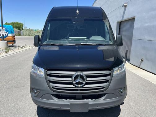 2024 Mercedes-Benz Sprinter 2500 High Roof