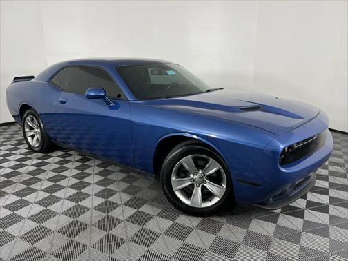 2020 Dodge Challenger SXT
