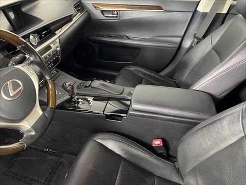 2015 Lexus ES 350 Crafted Line