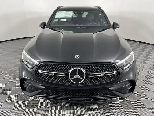 Black 2026 Mercedes-Benz GLC 350e Base