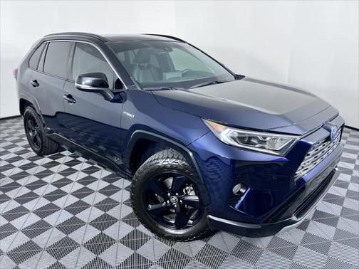 2021 Toyota RAV4 Hybrid SE