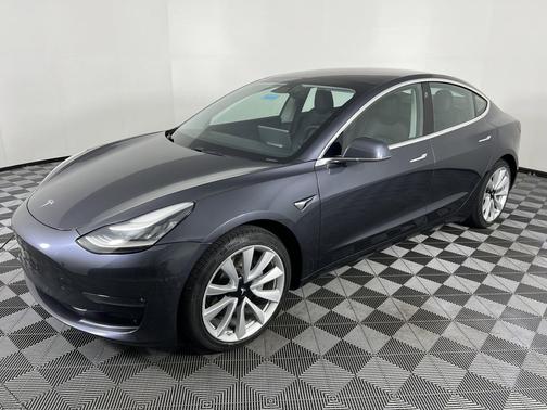 Gray 2018 Tesla Model 3 Long Range