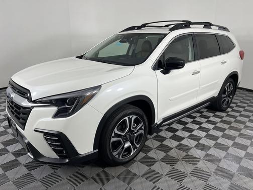 Crystal White Pearl 2025 Subaru Ascent Touring 7-Passenger