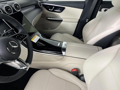 2026 Mercedes-Benz GLC 350e Base