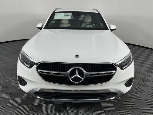 2026 Mercedes-Benz GLC 350e Base